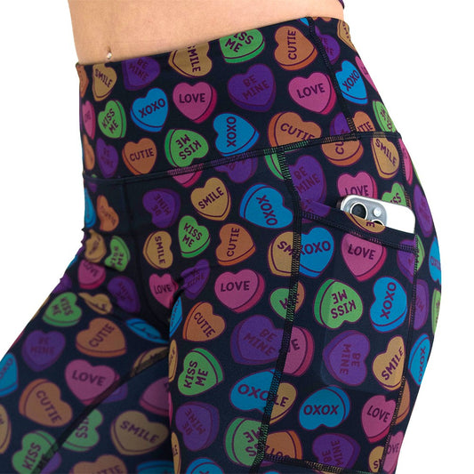 side pocket on the valentine heart candy print leggings