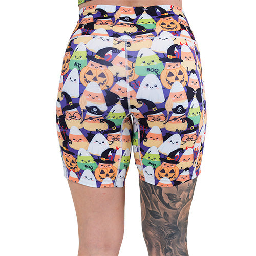 back of the 7 inch halloween candy corn patterned shorts