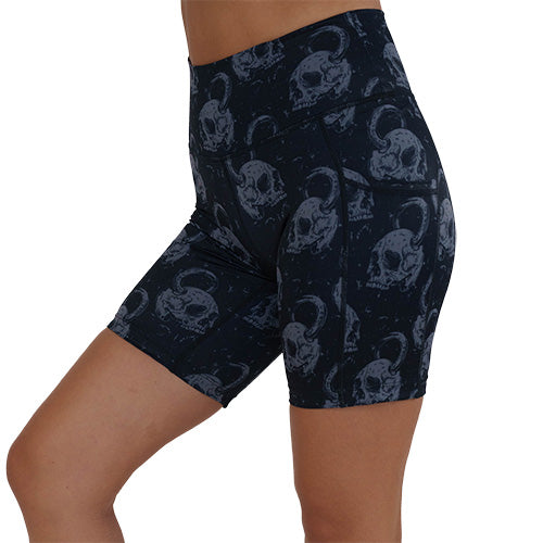 7 inch skull kettlebell print shorts