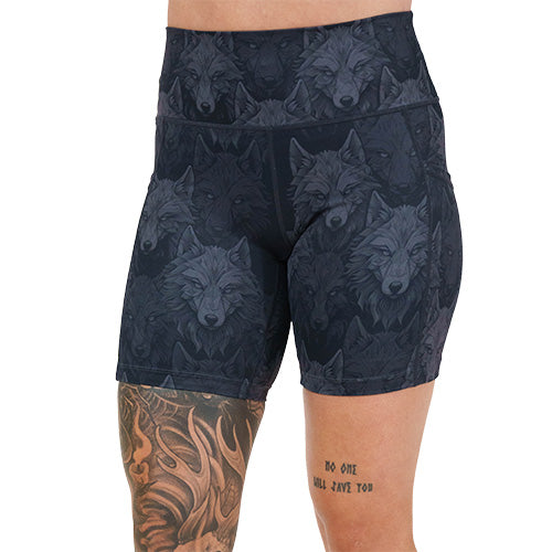 7 inch black and grey wolves patterned shorts