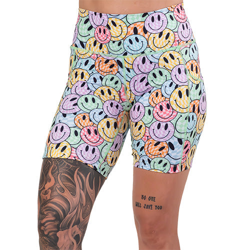 7 inch smiley face patterned shorts