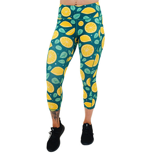 capri length lemon patterned leggings