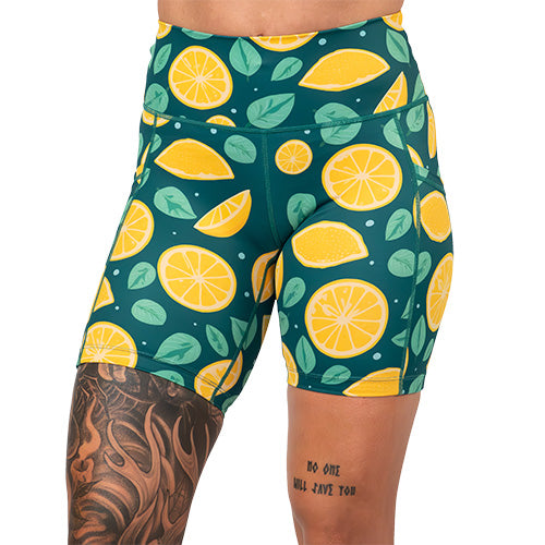 7 inch lemon patterned shorts 