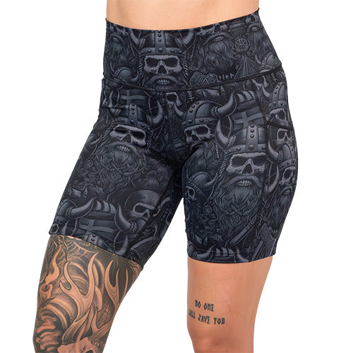 7 inch viking print shorts