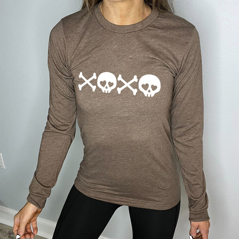 Long Sleeve Tee | XOXO Skulls