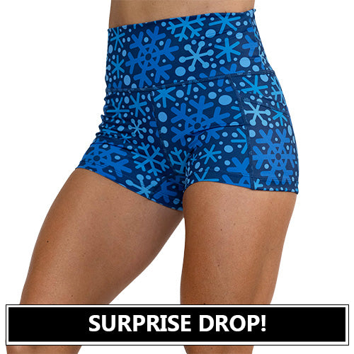 blue snowflake patterned 2.5 inch shorts